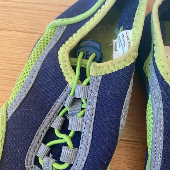 Water shoes S 11/12 - Picture 3 of 7